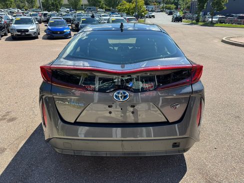 Used 2021 Toyota Prius Prime LE FWD image 6