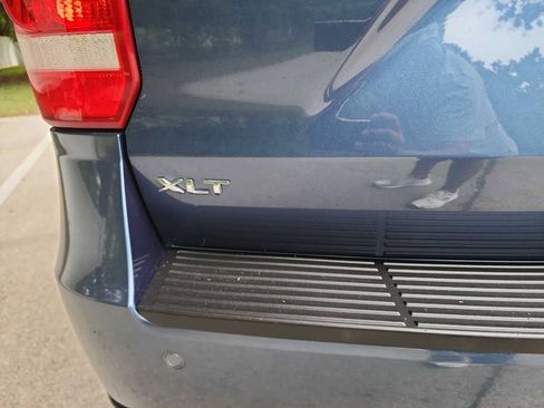 Used 2018 Ford Expedition XLT image 15