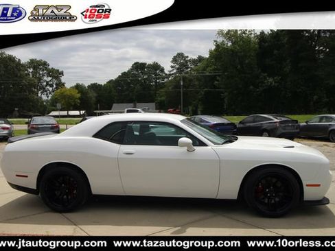 Used 2020 Dodge Challenger R/T Scat Pack RWD image 8