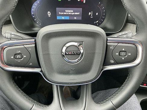 New 2026 Volvo XC40 B5 Plus w/ Protection Package Premier AWD/4WD image 21