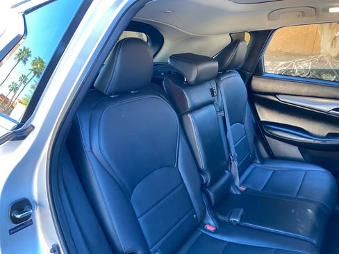Used 2019 INFINITI QX50 Luxe image 39