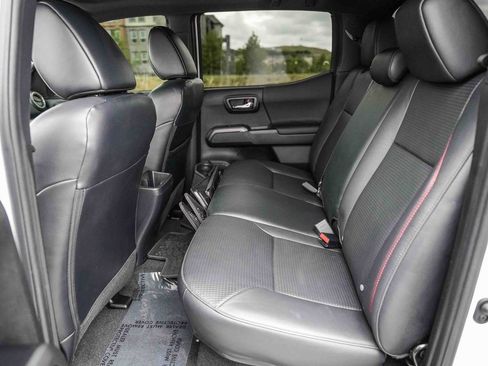 Used 2023 Toyota Tacoma TRD Pro AWD/4WD image 18