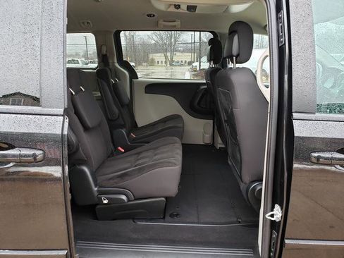 Used 2017 Dodge Grand Caravan SE w/ Power Window Group image 17