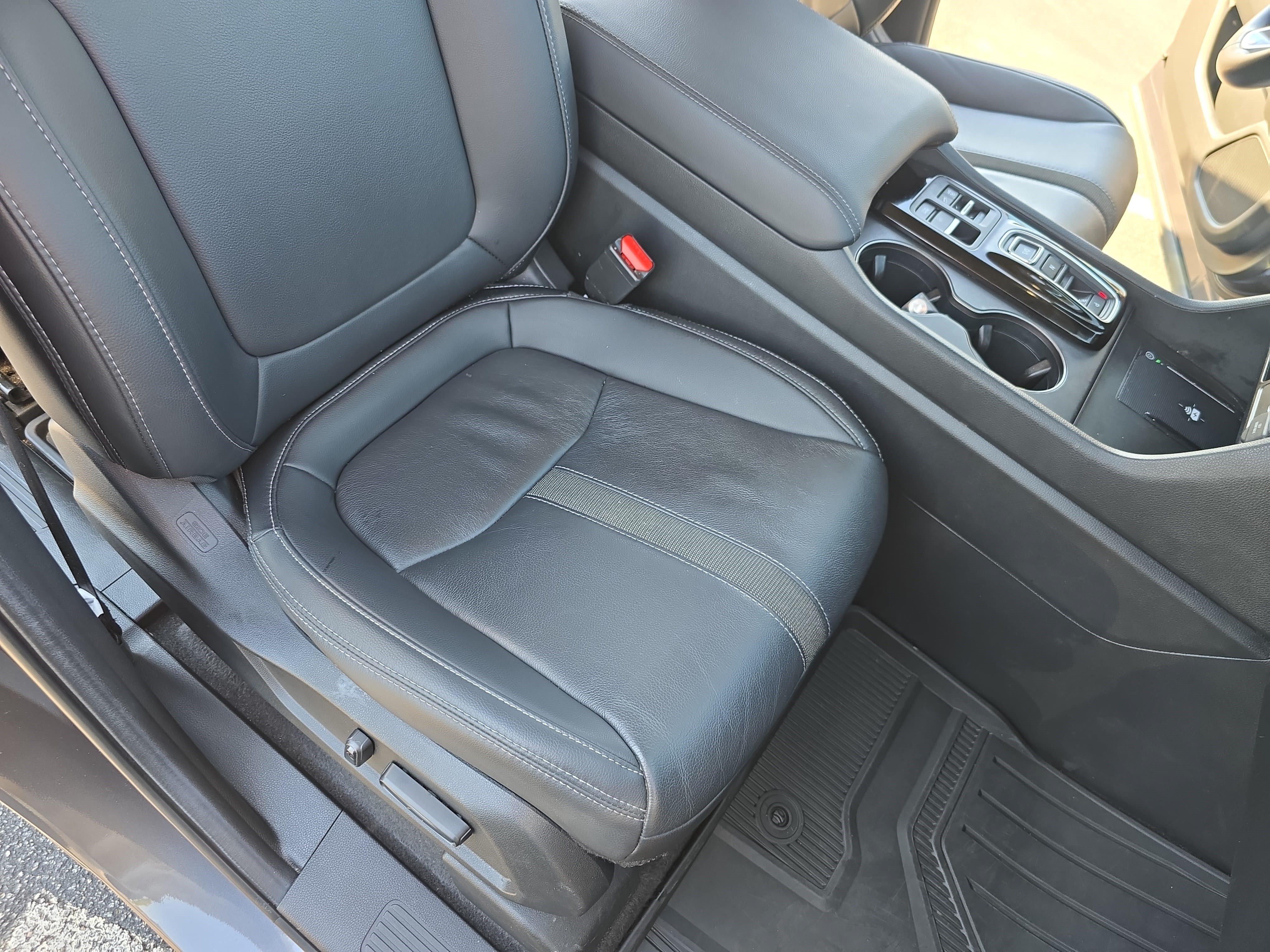 Used 2024 Honda Pilot EX-L image 10