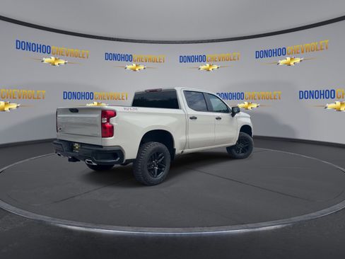 New 2026 Chevrolet Silverado 1500 Custom Trail Boss AWD/4WD image 11