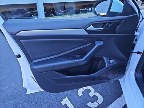 Used 2021 Volkswagen Jetta S w/ Driver Assistance Package image 13