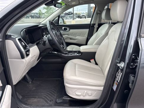 Used 2023 Kia Sorento SX AWD/4WD image 24