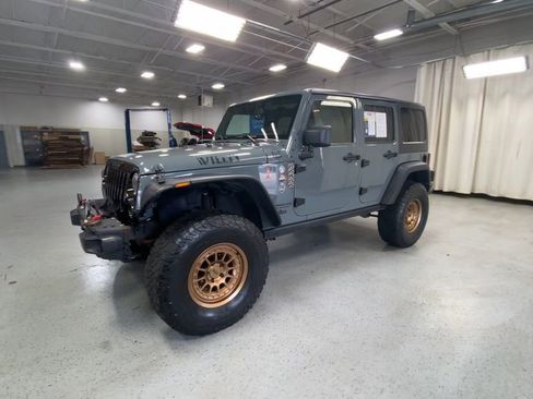 Used 2014 Jeep Wrangler Unlimited Sport AWD/4WD image 6