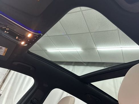 Used 2026 Mercedes-Benz GLC 300 image 21