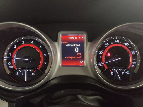 Used 2017 Dodge Journey SE w/ Flexible Seating Group FWD image 23