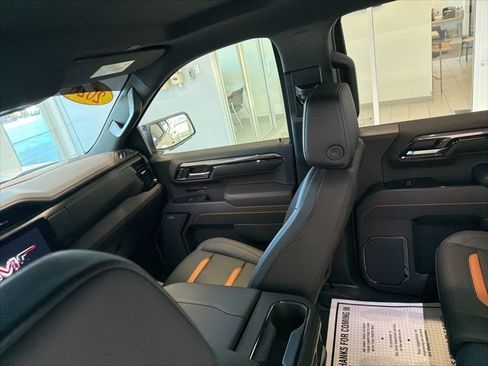 Used 2026 GMC Sierra 1500 AT4 w/ AT4 Premium Package image 30