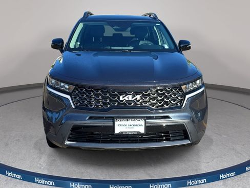 Used 2023 Kia Sorento S w/ Panoramic Sunroof Package AWD/4WD image 3