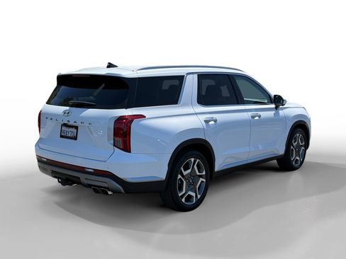 Used 2025 Hyundai Palisade SEL FWD image 5