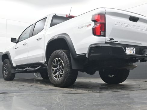 Certified 2023 Chevrolet Colorado ZR2 w/ ZR2 Convenience Package III image 32