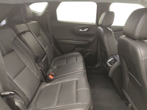 Used 2021 Chevrolet Blazer LT image 19