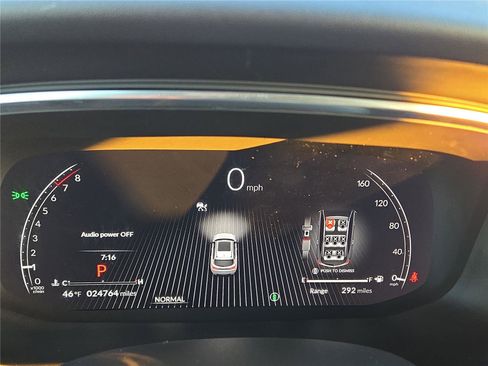 Certified 2025 Acura MDX SH-AWD w/Tech image 4