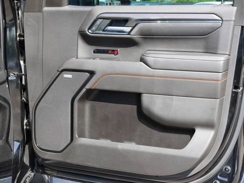 Used 2022 GMC Sierra 1500 AT4 w/ Sierra Safety Plus Package AWD/4WD image 17