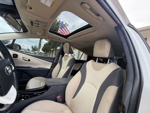 Used 2018 Toyota Prius Three w/ Advanced Technology Package FWD image 16