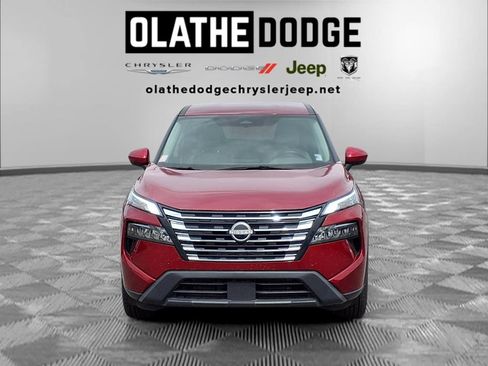 Used 2025 Nissan Rogue SV AWD/4WD image 32