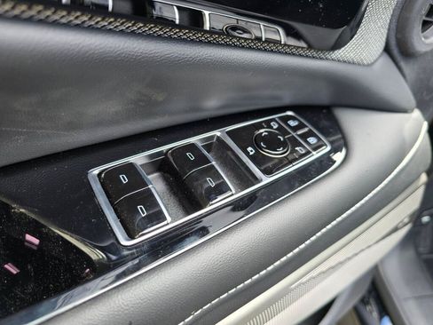 New 2026 Cadillac Optiq Luxury 2 AWD/4WD image 35