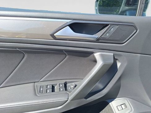 Certified 2024 Volkswagen Tiguan SE R-Line FWD image 10