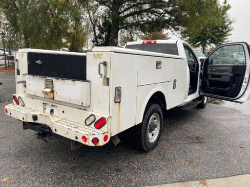 Used 2017 RAM 2500 Tradesman w/ Power & Remote Entry Group image 15