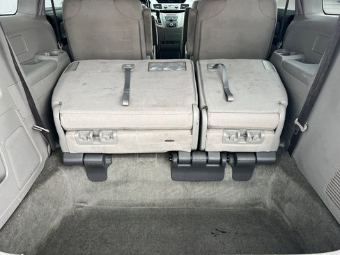 Used 2016 Honda Odyssey LX image 18