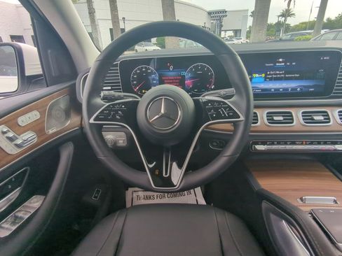 New 2025 Mercedes-Benz GLE 350 GLE 350 image 3