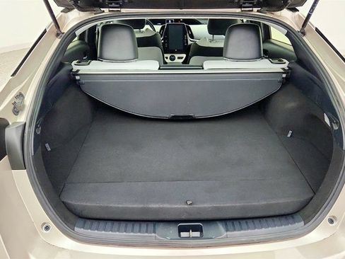 Used 2018 Toyota Prius Prime Advanced FWD image 21