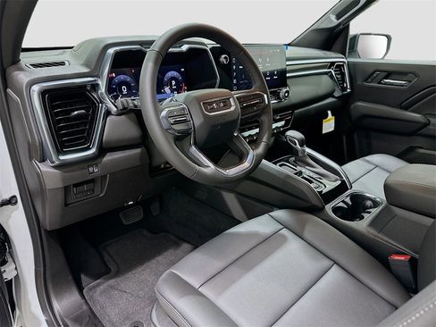 New 2026 GMC Canyon Elevation w/ Convenience Package image 9