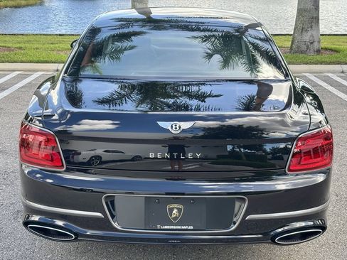 Used 2024 Bentley Flying Spur W12 image 7