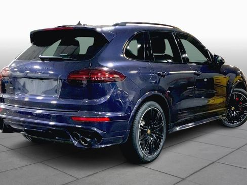 Used 2017 Porsche Cayenne GTS image 12