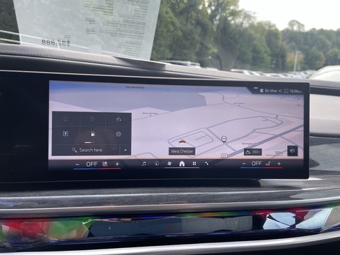 Certified 2025 BMW 760i xDrive AWD/4WD image 12
