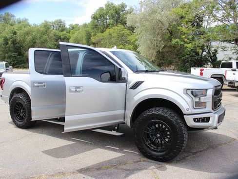 Used 2019 Ford F150 Raptor w/ Equipment Group 802A Luxury AWD/4WD image 18
