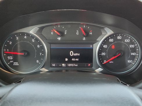 Used 2024 Chevrolet Equinox LT FWD image 18