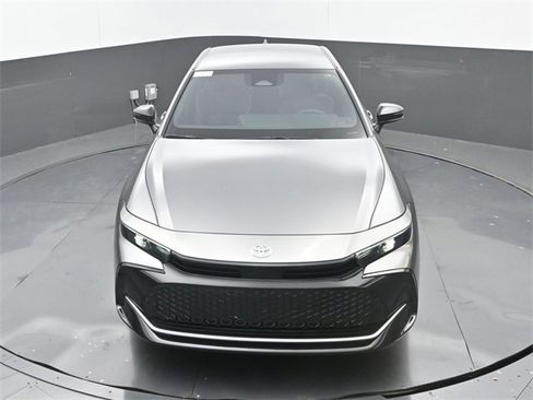 New 2026 Toyota Crown XLE image 18