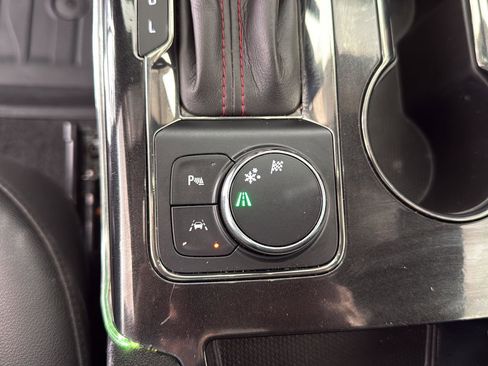 Used 2023 Chevrolet Blazer RS w/ Driver Confidence II Package FWD image 33