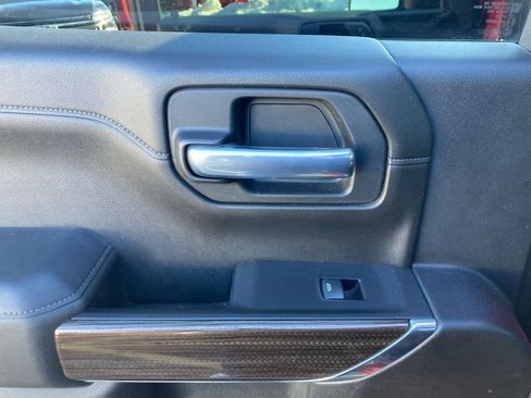 Used 2021 Chevrolet Silverado 1500 LT Trail Boss w/ LPO, Dark Essentials Package image 23