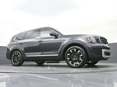 Used 2025 Kia Telluride SX w/ SX Captain's Chair Package image 39