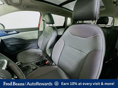 Used 2023 Volkswagen Taos SE w/ Panoramic Sunroof Package AWD/4WD image 26