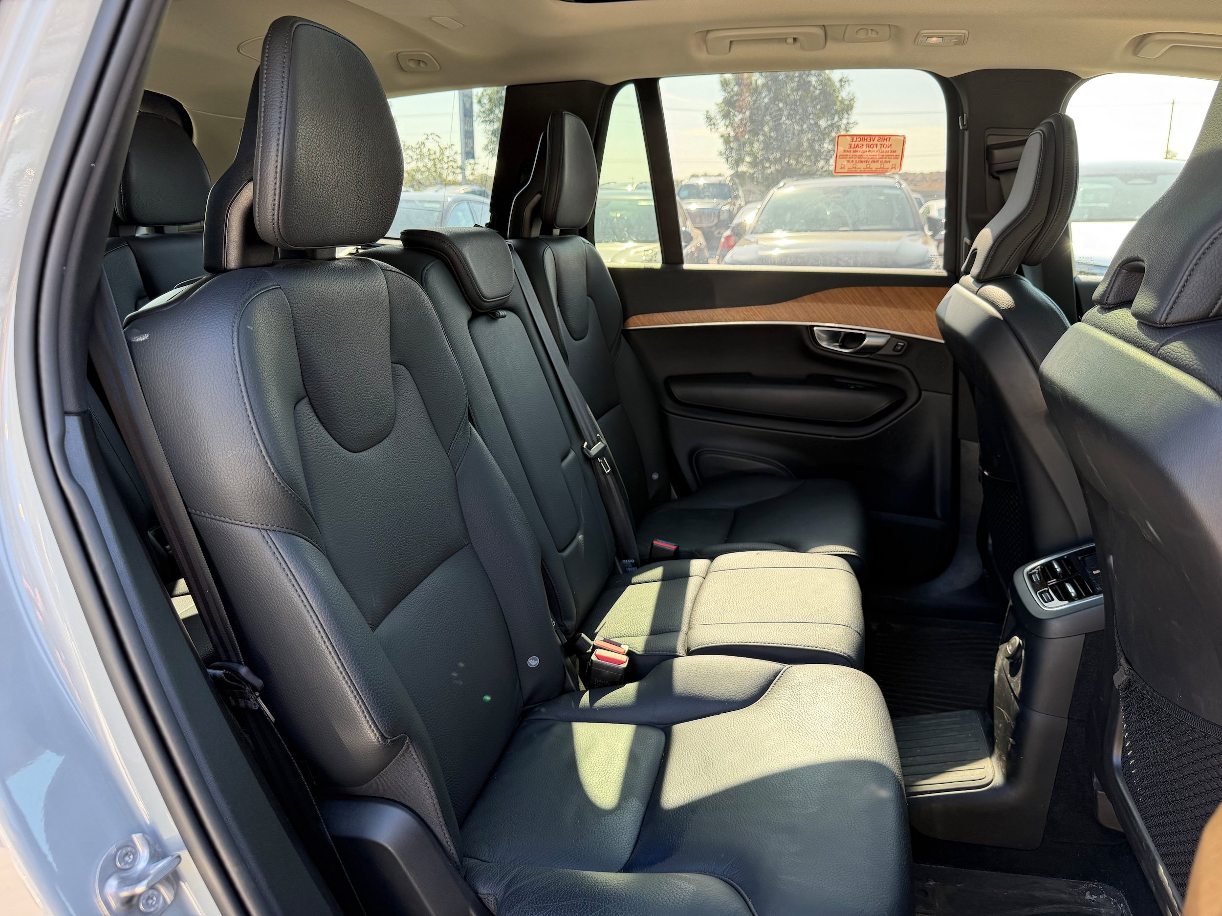 Certified 2024 Volvo XC90 T8 Plus w/ Protection Package Premier AWD/4WD image 12