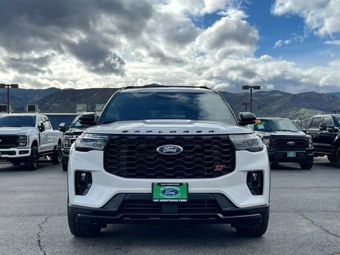 New 2026 Ford Explorer ST w/ Sun And Sound Package AWD/4WD image 5