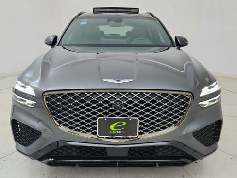 Used 2024 Genesis GV70 3.5T Sport w/ Sport Advanced Package AWD/4WD image 13
