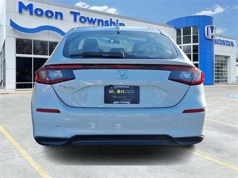 Used 2024 Honda Civic EX-L image 5
