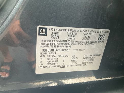 Used 2017 GMC Sierra 1500 SLT w/ Suspension Package, Off-Road AWD/4WD image 18