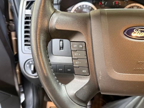 Used 2012 Ford Escape XLT AWD/4WD image 26