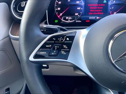 Used 2025 Mercedes-Benz C 300 4MATIC Sedan image 20