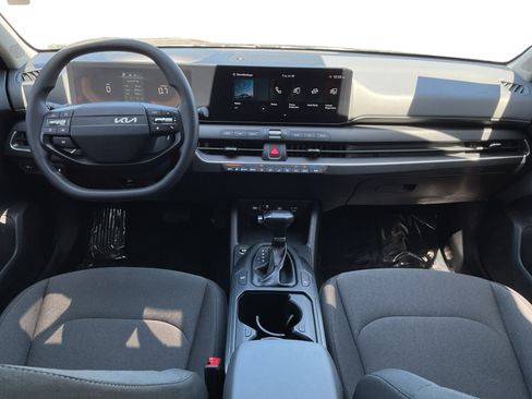 Used 2025 Kia K4 FWD image 10