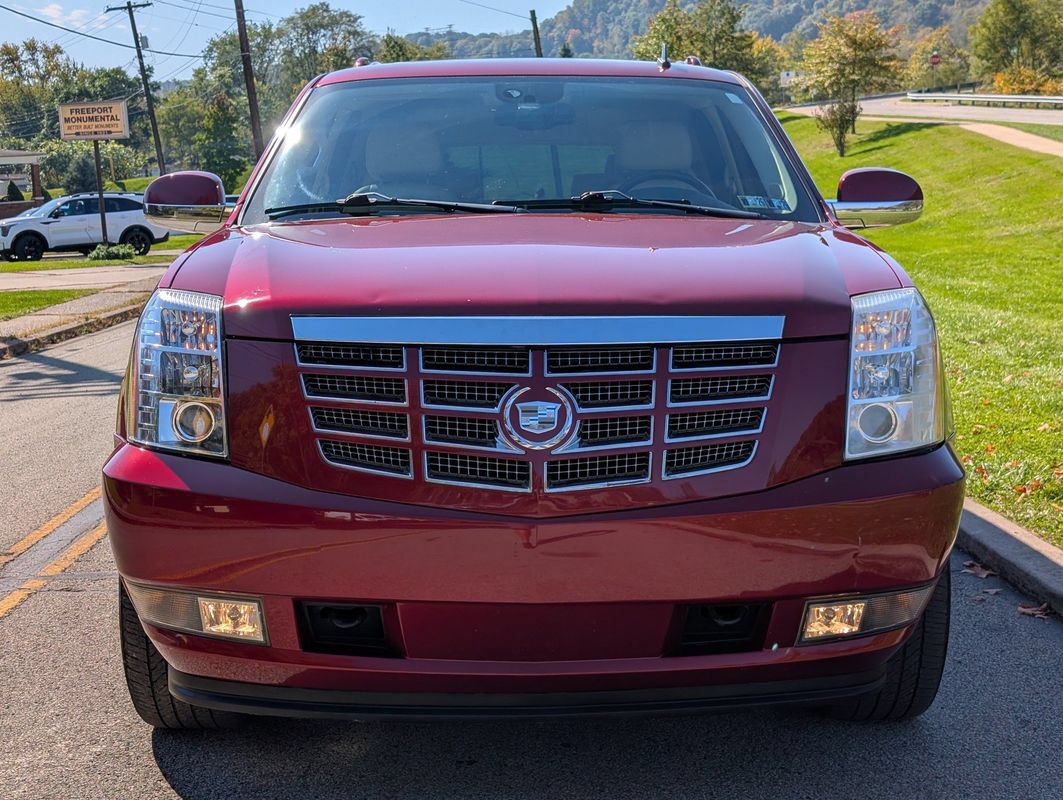 Used 2008 Cadillac Escalade ESV AWD image 12