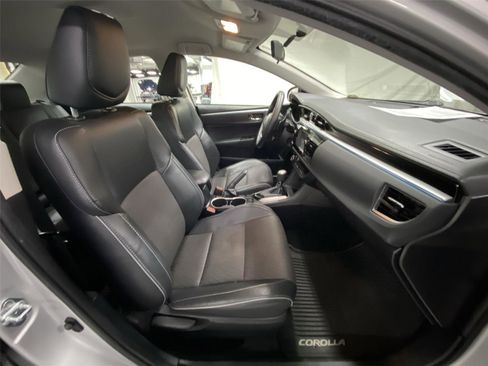 Used 2015 Toyota Corolla S image 28